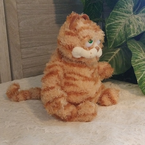⚜️ Angry Garfield Tabby Cat Plush - Picture 2 of 9